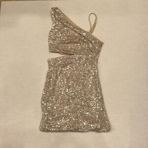Alice and Elle (from LuLus) champagne sparkly mini dress with cutout